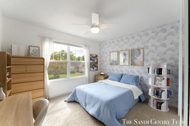 15313 Saddlebrook Court, Grand Haven, MI 49417