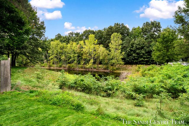 15313 Saddlebrook Court, Grand Haven, MI 49417