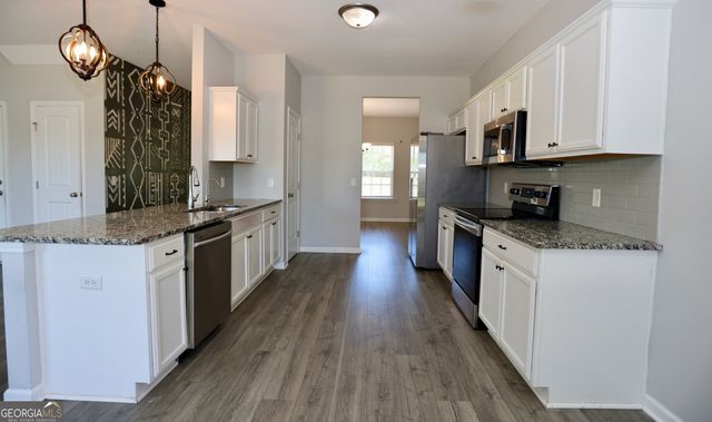 696 Wilder Road, Allenhurst, GA 31301