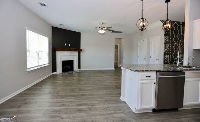 696 Wilder Road, Allenhurst, GA 31301