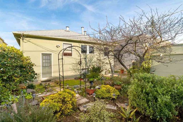 3010 Fairview Ave, Alameda, CA 94501