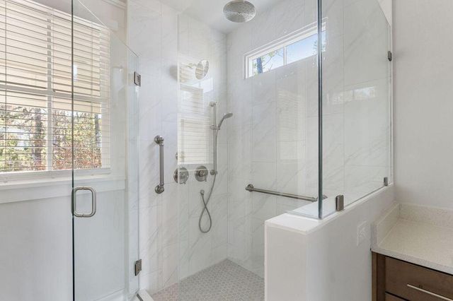 512 Feeder Creek Lane, Hollywood, SC 29449