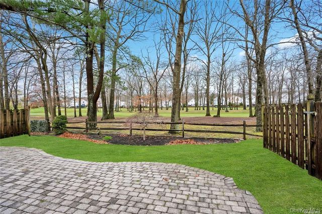 41 Madison Circle, Middle Island, NY 11953
