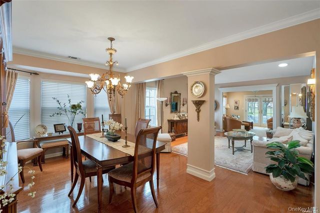 41 Madison Circle, Middle Island, NY 11953