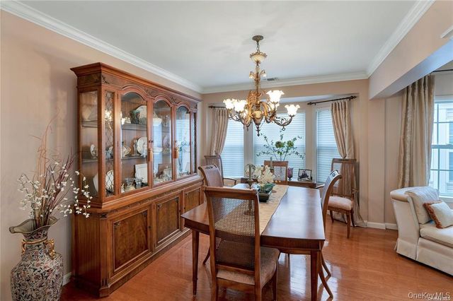 41 Madison Circle, Middle Island, NY 11953