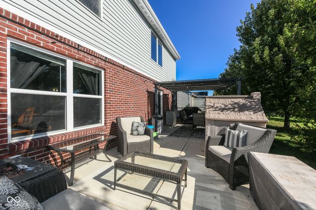 2545 Wildflower Lane, Greenwood, IN 46143