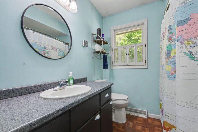 5248 Burgis Avenue SE, Kentwood, MI 49508