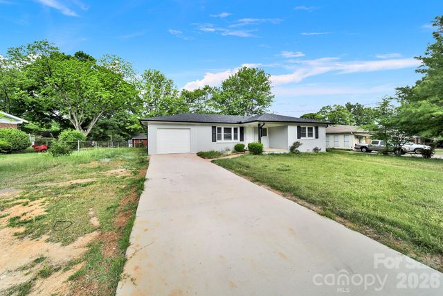 512 S Villa Street, Kannapolis, NC 28083