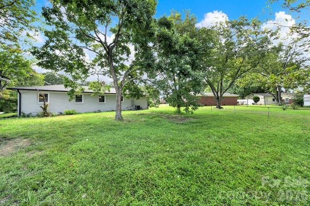 512 S Villa Street, Kannapolis, NC 28083