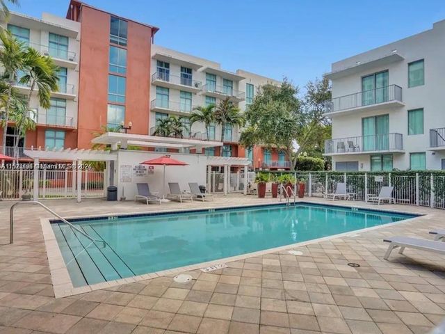 2100 Van Buren St 518, Hollywood, FL 33020