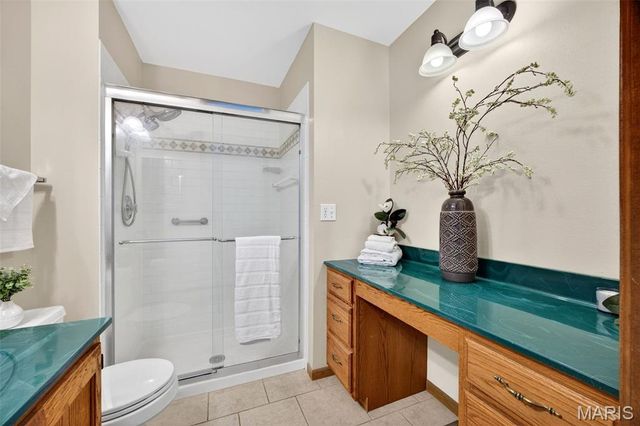 4046 Cambridge Crossing Drive, St Charles, MO 63304