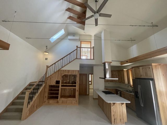 2361 Kings Highway, Medford, OR 97501