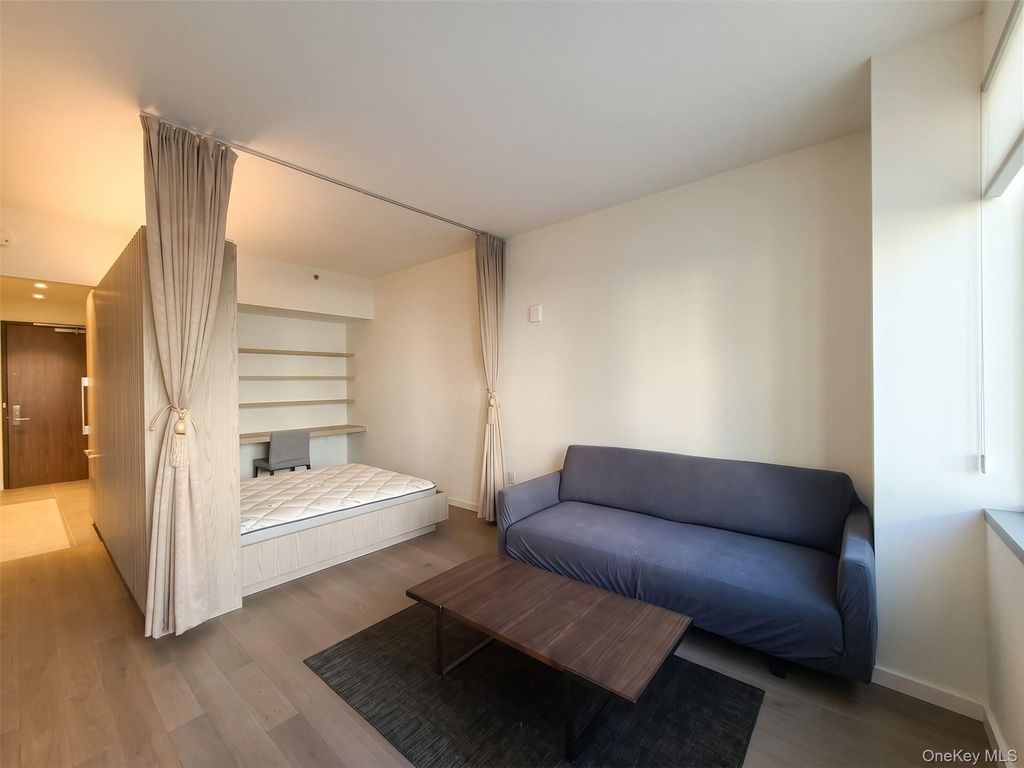 13327 39th Avenue 6D, Flushing, NY 11354 — photo 5