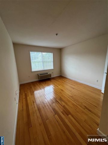 333 Willow Street 409, Teaneck, NJ 07666