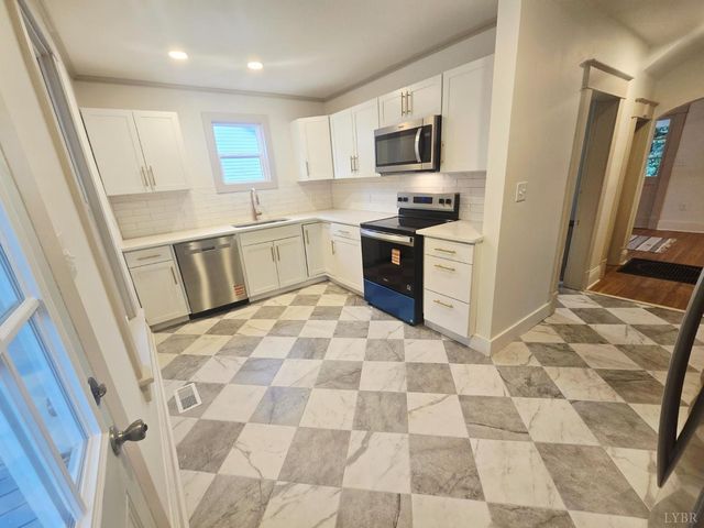 205 Warren Avenue, Lynchburg, VA 24501