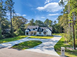 451 Pelican, Magnolia, TX 77355