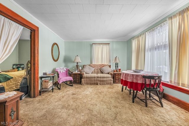 18262 W Pine Lake Road, Beloit, OH 44609