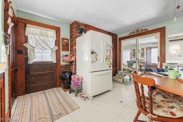 18262 W Pine Lake Road, Beloit, OH 44609