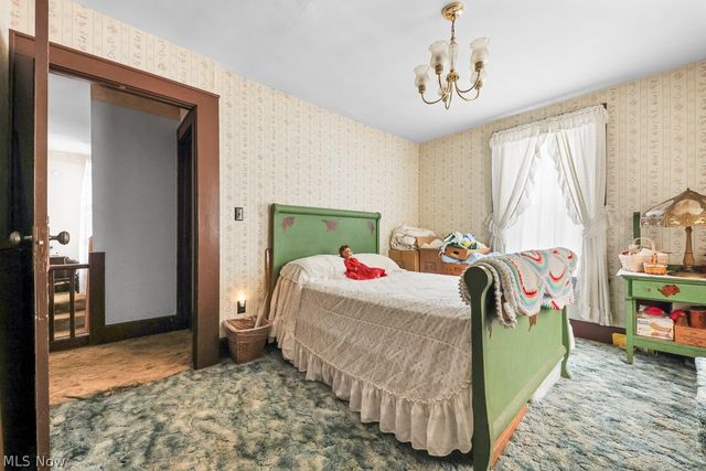 18262 W Pine Lake Road, Beloit, OH 44609