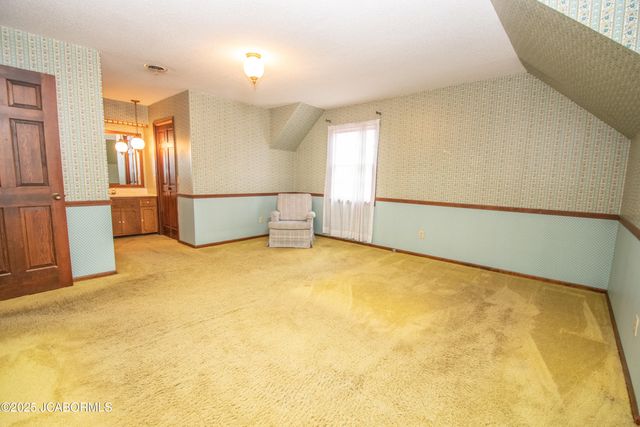 1743 ENGELWOOD DRIVE, Jefferson City, MO 65101