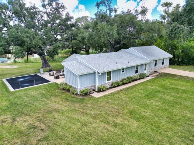 1288 County Road 297, Sargent, TX 77414