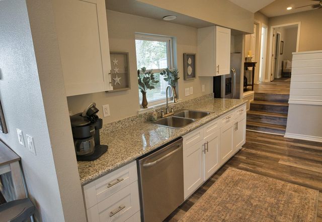 1288 County Road 297, Sargent, TX 77414