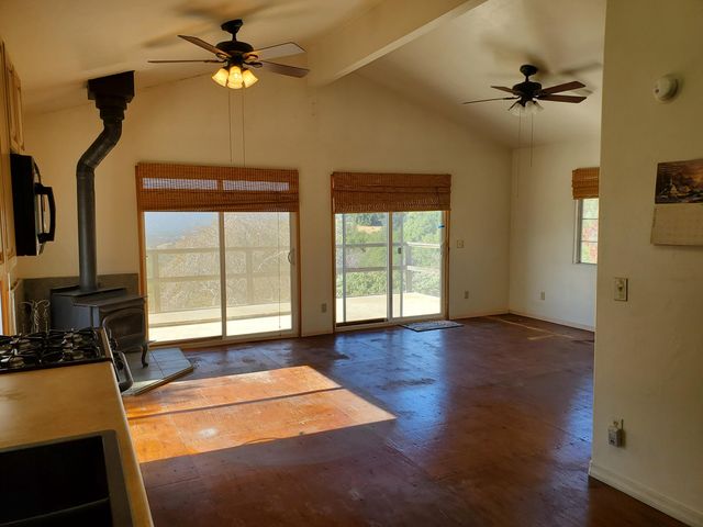 42555 Bear Creek Road, Springville, CA 93265