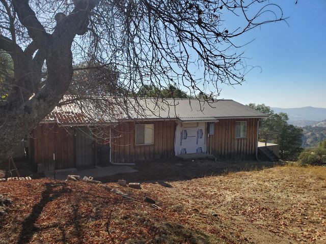 42555 Bear Creek Road, Springville, CA 93265