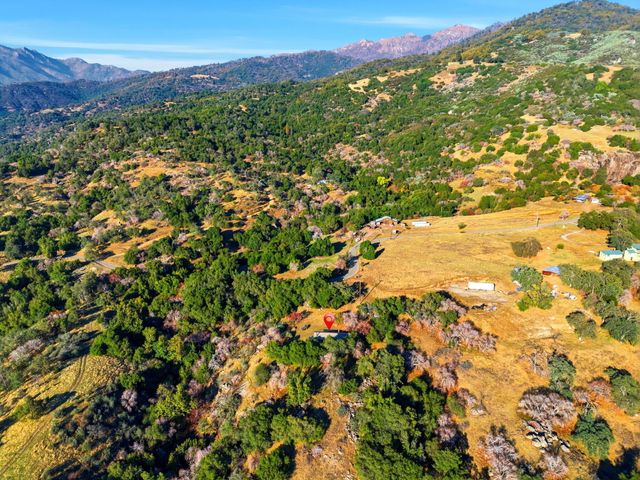 42555 Bear Creek Road, Springville, CA 93265
