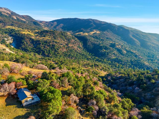42555 Bear Creek Road, Springville, CA 93265