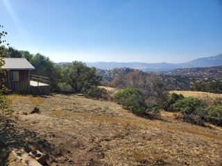 42555 Bear Creek Road, Springville, CA 93265