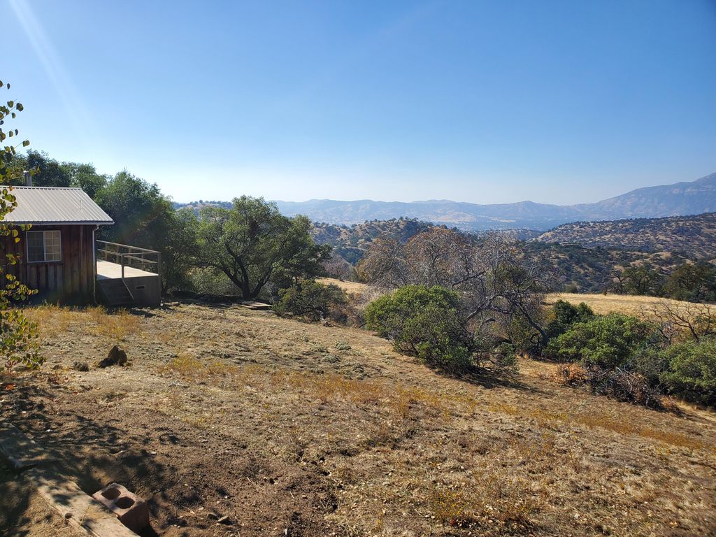 42555 Bear Creek Road, Springville, CA 93265