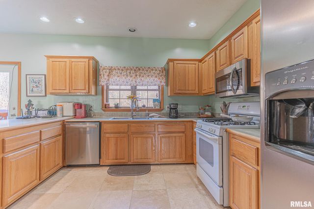 2814 Chouteau Avenue, Odin, IL 62870