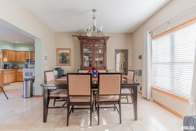 2814 Chouteau Avenue, Odin, IL 62870