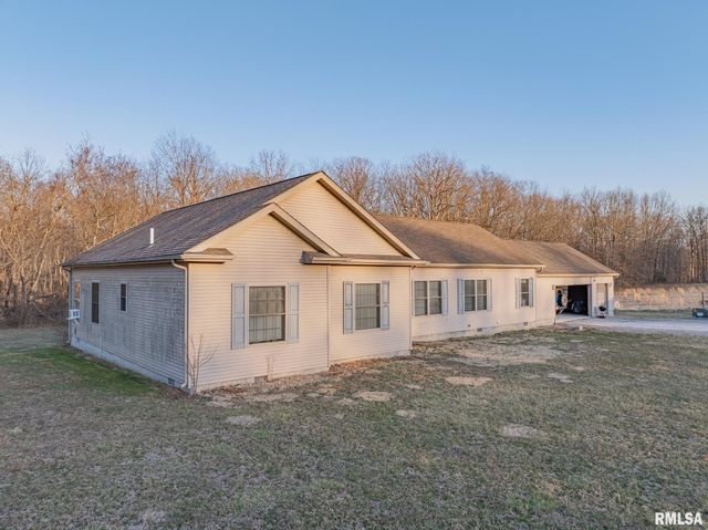 2814 Chouteau Avenue, Odin, IL 62870