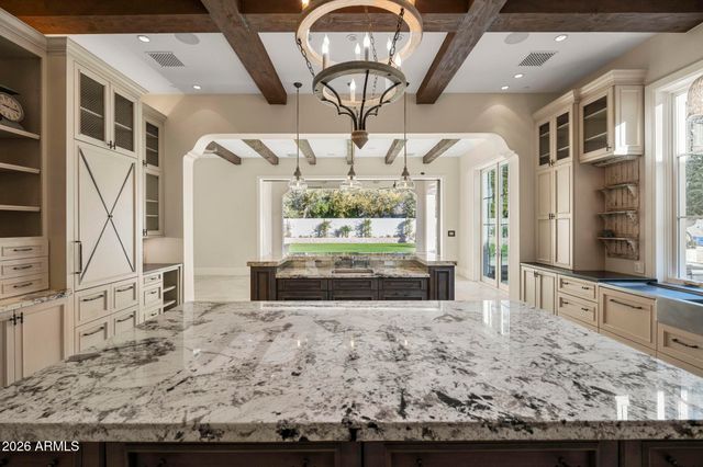 5402 E EXETER Boulevard, Phoenix, AZ 85018