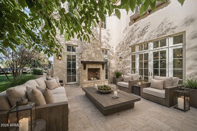 5402 E EXETER Boulevard, Phoenix, AZ 85018