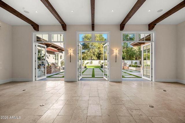 5402 E EXETER Boulevard, Phoenix, AZ 85018