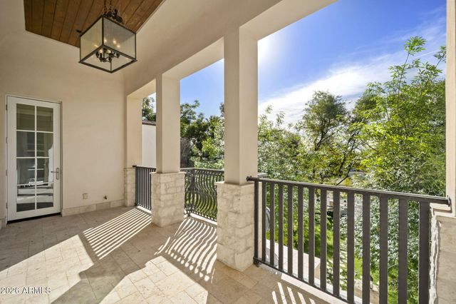 5402 E EXETER Boulevard, Phoenix, AZ 85018