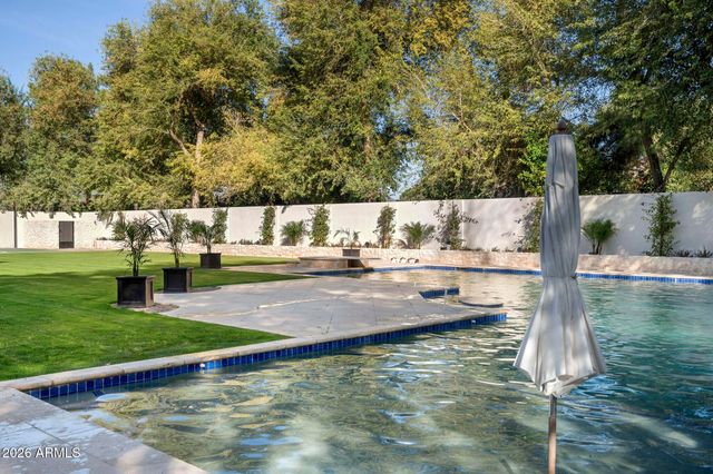 5402 E EXETER Boulevard, Phoenix, AZ 85018