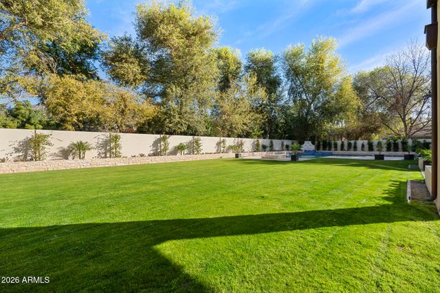 5402 E EXETER Boulevard, Phoenix, AZ 85018