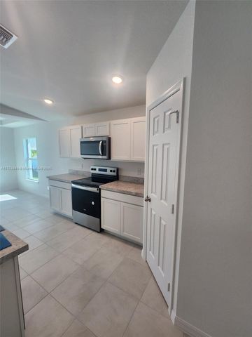 3529 NE 20 PL 0, Cape Coral, FL 33909