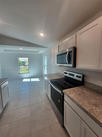 3529 NE 20 PL 0, Cape Coral, FL 33909