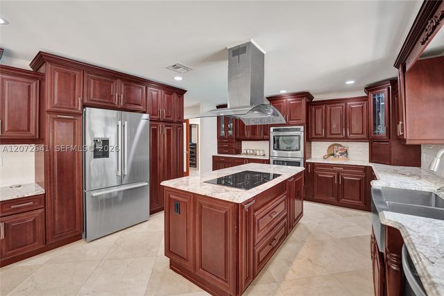 10880 SW 25th St, Davie, FL 33324