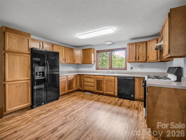 1870 Palmer Road, Mill Spring, NC 28756