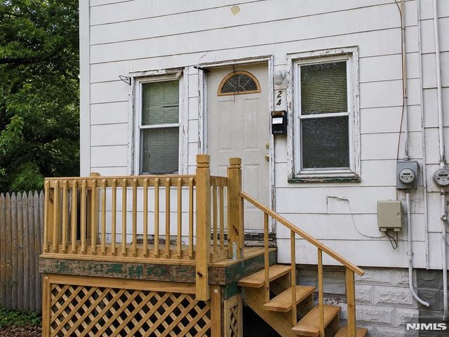 24 Johannis Place, Plainfield, NJ 07063