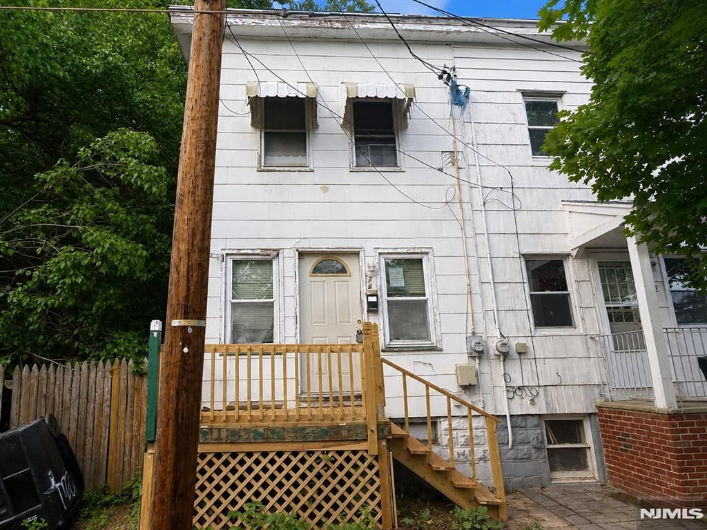 24 Johannis Place, Plainfield, NJ 07063