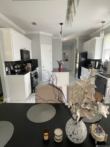 6397 Pelican Crossing Dr, Gonzales, LA 70737
