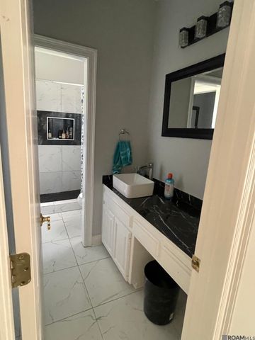 6397 Pelican Crossing Dr, Gonzales, LA 70737