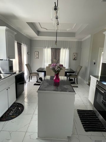 6397 Pelican Crossing Dr, Gonzales, LA 70737